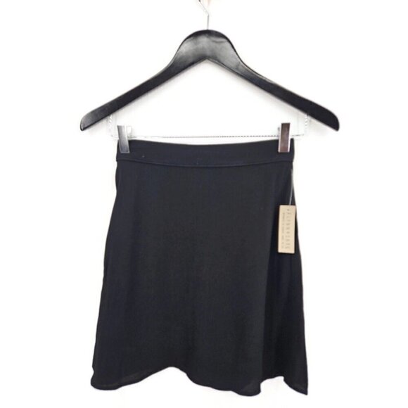 New Flynn Skye Black Rayon Mini Skirt Womens XS A-Line - Picture 1 of 4